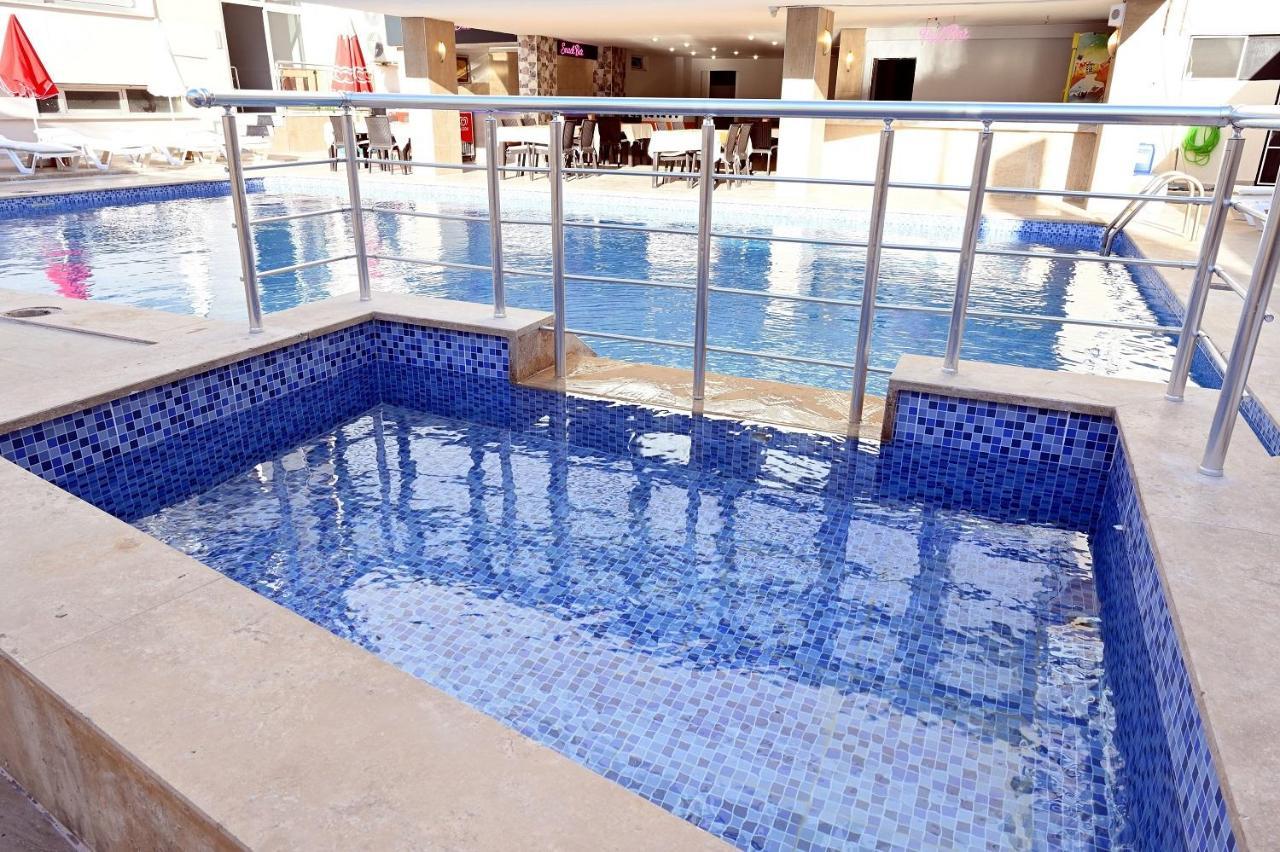 Roxx Royal Hotel Kusadası Esterno foto